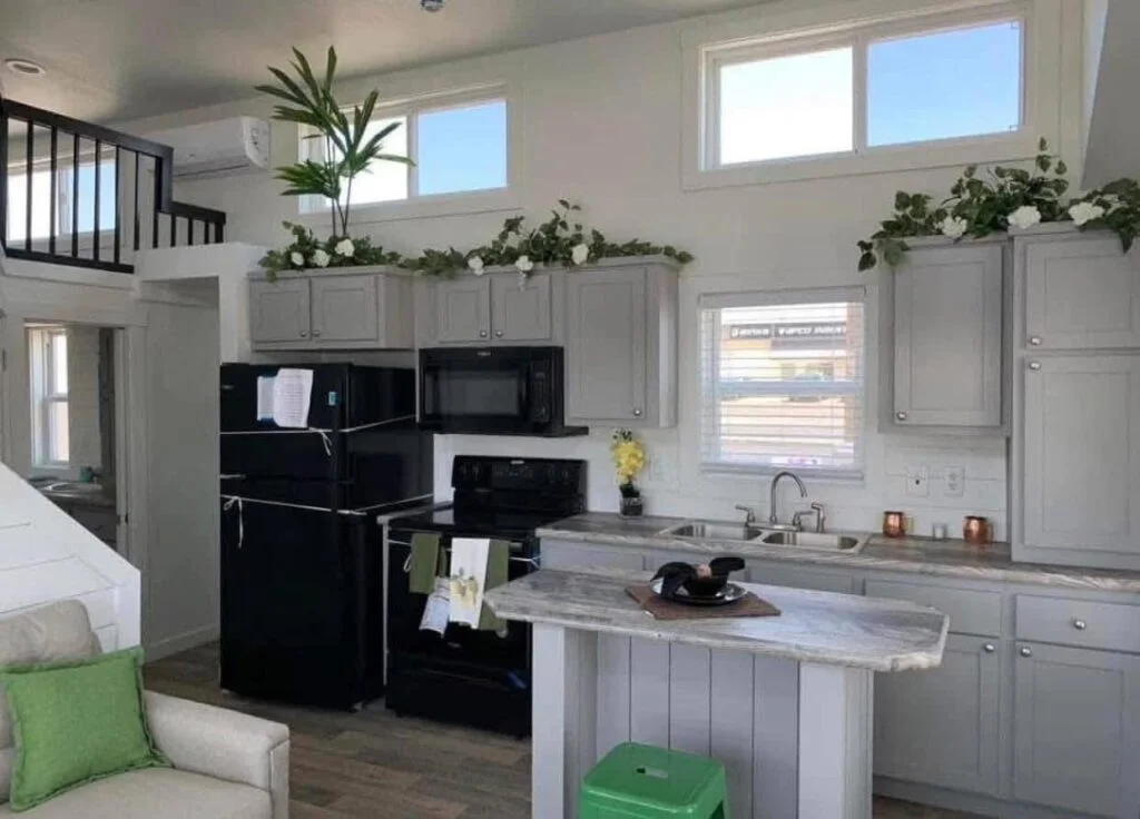 Tiny Home Y